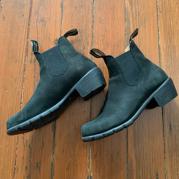 Blundstone Women’s Black Nubuck Heeled Boots - Picture 2 of 10